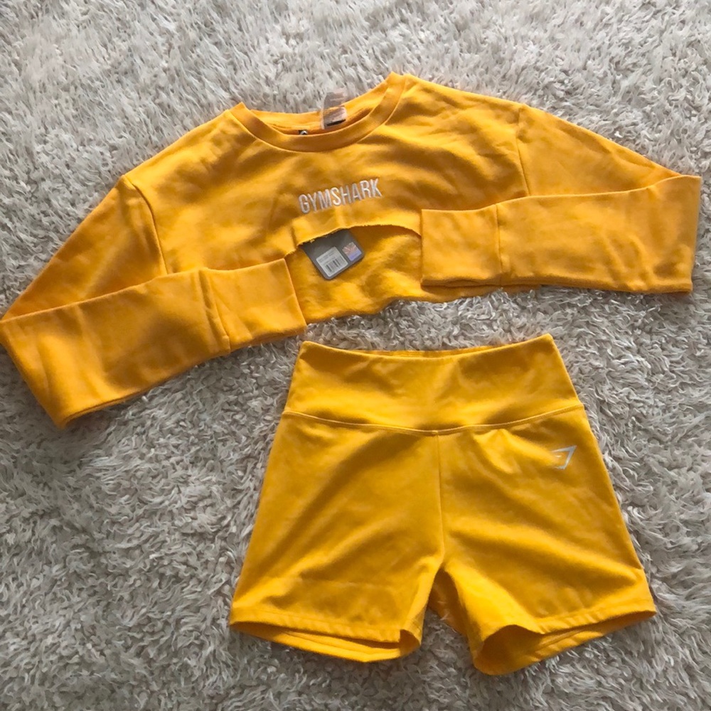Gymshark citrus shorts & crop
